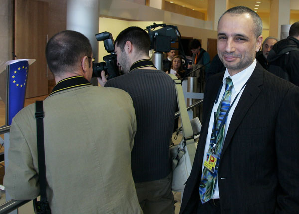 Eric Francis at the Berlaymont Building, European Commission headquarters. Photo is by the Aga Khan IV's personal photographer, who was traveling with his entourage.